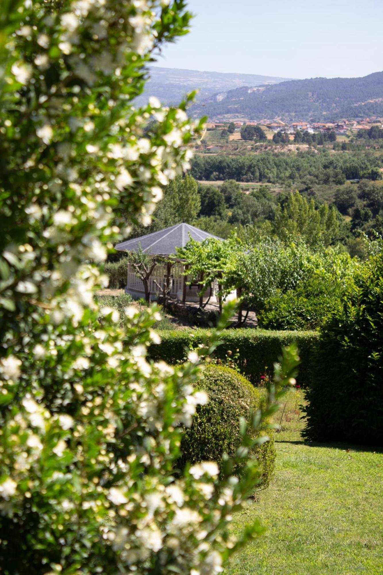Hotel Rural Casa De Samaioes Chaves Exterior foto